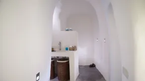 Oia, Finikia Cave House - Image 3