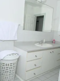 3 Bedroom Bungalo Spacious - Image 5