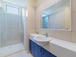 5 Salmon Row, What a position, so close to Smiths Beach! - Image 2