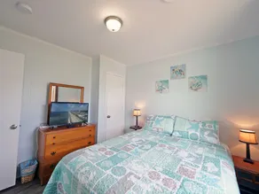 \"SeaQuest East\" -2nd Row Pet Friendly Duplex, 4 Bedrooms / 3 Bathrooms - Image 5