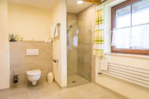 Ferienhaus (120qm), Balkon und Terrasse, Küche extra, 3 Schlafzimmer und 1 Wohnzimmer, max 6 Pers - WLAN - Image 3