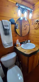 “Come for the mountains. Stay for the hot tub\" - Image 4