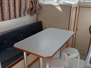 Cozy Stationary Boat for 5 Guests - Image 5