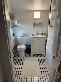 Newly renovated cheery 1BR vacation rental with private outdoor deck! - Image 2