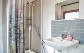 Belle maison de 2 chambres à Nässjö - Image 3