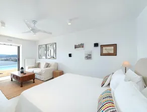 Stunning private property for 2 with large infinity pool and breathtaking views - Image 5
