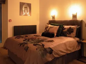 The Linden Suite - Uk40475 - Image 3