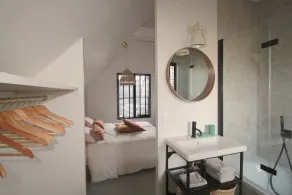Jolie Maison Familiale à 5 Mins à Pied de la Mer! - Image 4