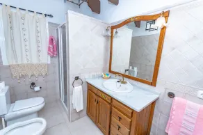 Cubo's Villa Ana Valtocado. Vues spectaculaires et piscine privée - Image 4