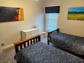 Apartment over the garage, deep in the quiet woods, 2br. - Image 5