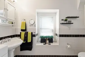 Stunning 1 BR-Apt-Oceanview to Revere Beach -3 Train Stop Boston Logan Airport - Image 3
