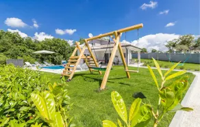 Three-Bedroom Holiday Home In Cetinici - Image 3