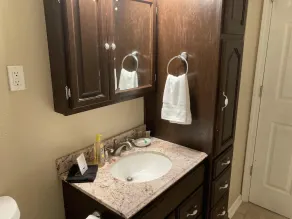 Magnificent Location!  Clean 3-Bedroom Home! - Image 3