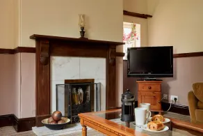 Finest Retreats - The Farmhouse - Image 2