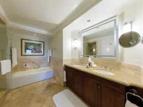 BEACHFRONT LUXURY at the Ritz! We own FOURTEEN residences, MOST DATES Available! - Image 3