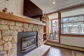 VS348 Village Square 1BR PET FRIENDLY - Image 4