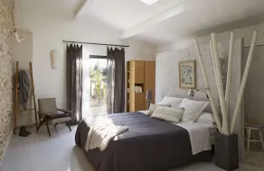 Mas provençal avec grand jardin et belle piscine en Provence - Image 5