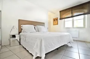 Luxury Villa in Mougins for 8 People - Image 4