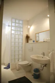 Pitoresque Casa da Cidade Velha, Perto do Castelo - Image 2