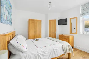 10 At The Beach - Footsteps to the beach, pets welcome, parking - Image 5