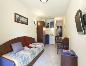 2-Person Studio near Pont d'Arc - Image 3