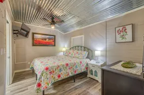Kay's Cabin - Peaceful Acres - Image 3