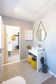 Cape Town 4U Guesthouse - Image 2