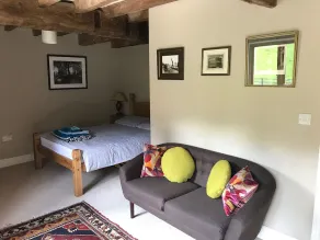 2 Schlafzimmer in schönen alten Mühle im Wald von Dean - Image 4