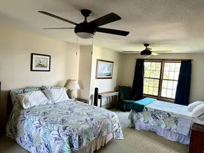 WOW! Private 3acre Oceanfront Home, whales,eagles,walkable to village/Dog Island - Image 5
