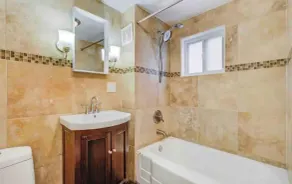 Luxurious Peaceful Dwelling in the City Valley - Image 4