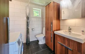 Belle maison de 2 chambres à Lövsjö - Image 2