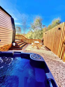 Newmore Highland Pods with Hot Tubs on NC500 - Image 5