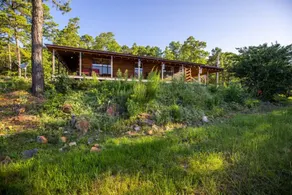 Lakeview Lodge - Sardis Lake, OK - Image 3