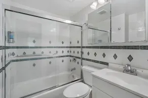 Historic Palm Beach Regency style 3/2 safe, quiet in the heart of West Palm - Image 5