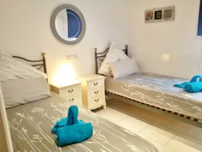 DM: Directly on the beach, terrace, sea view & garden - Image 5