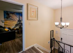 Maison spacieuse et confortable de 3 chambres au coeur d'Overland Park - Image 2