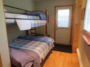 Fantastisk privat ö på vackra Clear Lake bara några minuter från Huntsville - Image 3