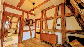 Zollhaus | Zentral • Liebevoll • Maisonette Wohnung - Image 4
