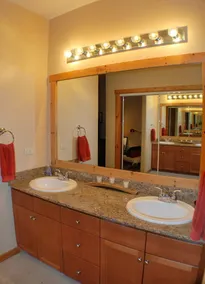 *** MEILLEUR TARIF 3bed / 2bath SLEEPS 6 *** GREAT LOCATION - PROCHE DE TOUS LES DOMAINES DE SKI - Image 4