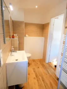Willgottheim Blue Cottage - Image 3