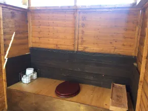 Enkel, idyllisk hytte på landet, med havudsigt, fred men lokale bekvemmeligheder i nærheden - Image 3