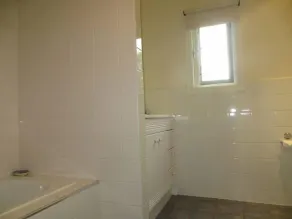 Aunty Annie's Historic Cottage - Image 2
