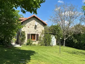 2 Bedroomed Detached cottage With Large Private Garden-NOW WITH WI-FI - Image 4