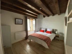 Aux hirondelles du Chêne, Maison Ecureuil - Image 2