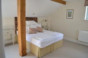 Beautiful Stone Barn in stunning rural Buckinghamshire - Image 5