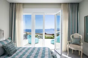 Villa Monte Leone by Konnect with Pool, Hot Tub, Spa Room & Stunning Seaview - Image 5