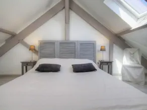 Apartamento encantador frente al mar con balcón privado y servicios para familias - Image 5