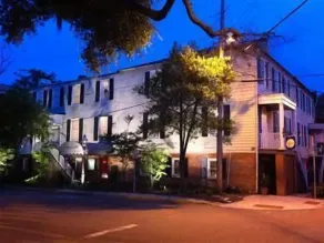 17Hundred90 Inn and Restaurant - Image 3