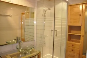 Nice chalet style duplex in the center of Cauterets quiet and bright - Image 4