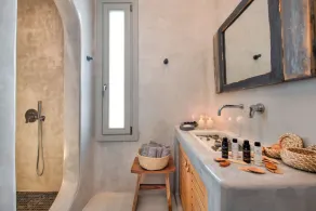 Villa - Sleeps 3 - Private pool-Parking - Image 3
